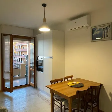 Lido Apartment
